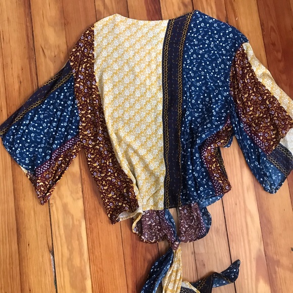 Poly & Easther Peasant style tie front blouse - Picture 2 of 8